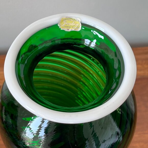Rare Fenton Emerald Green Snow Crest Swirl 9.5" Vase Smooth Top w/ Sticker Vtg - Picture 8 of 15